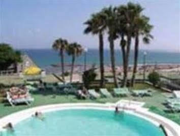 Flamboyan Hotel San Agustin  Bagian luar foto